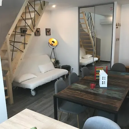 Du Parc Apartment