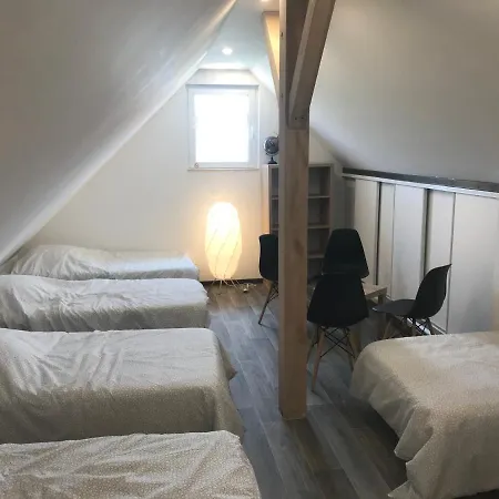 Du Parc Apartment *